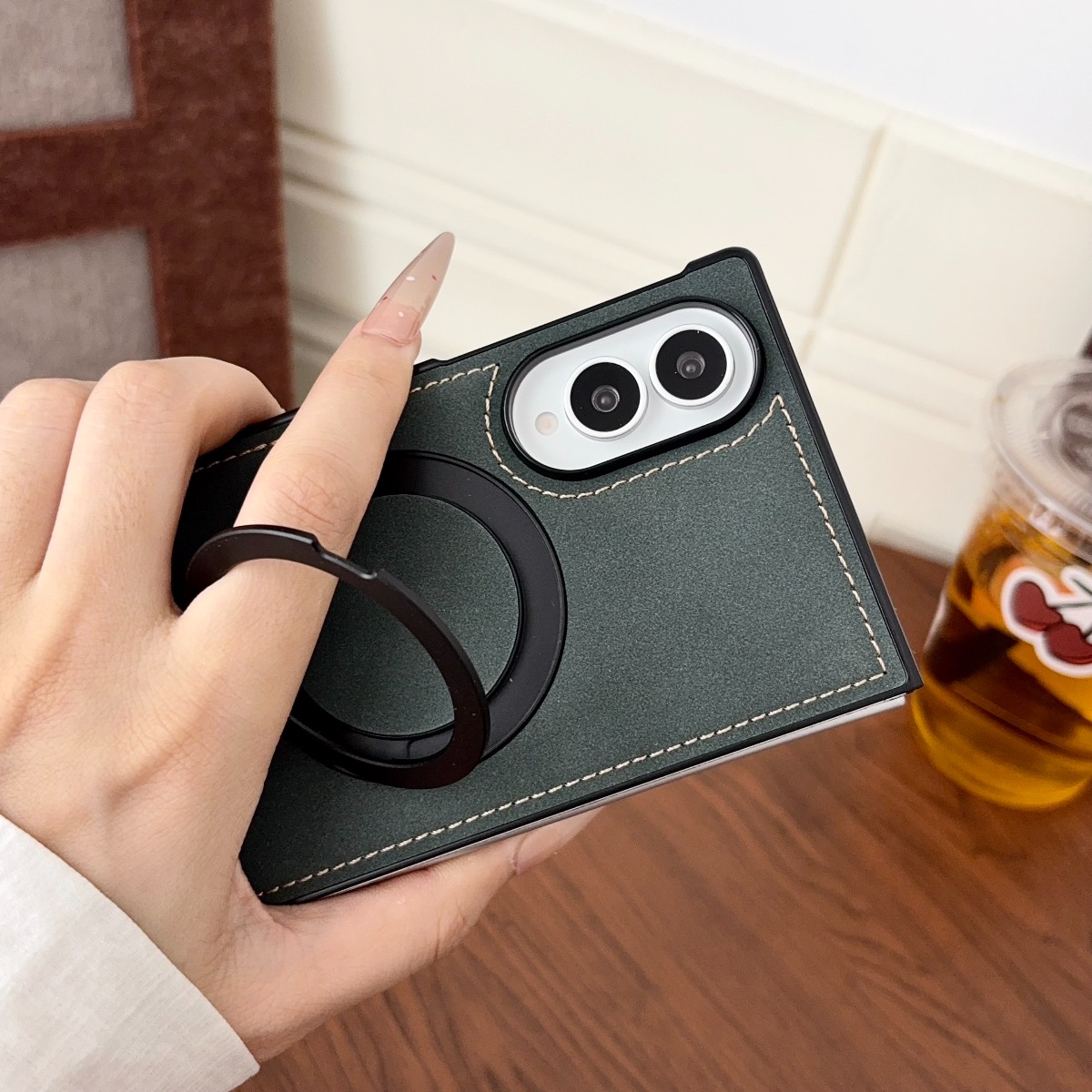 Luxury Sheepskin Leather Phone - Magnetic Charging Stand ulasan dan harga